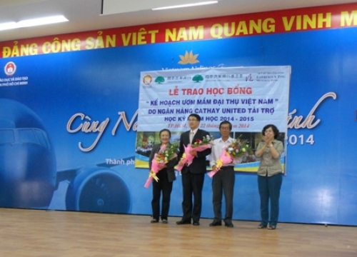 Ngân hàng Cathay United kiên trì với
 "Kế hoạch ươm mầm đại thụ Việt Nam"