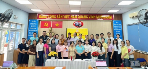 Hội Khuyến học phường Bày Hiền khai mạc lớp tập huấn 
thứ nhất cho 18 đơn vị trường học trên địa bản