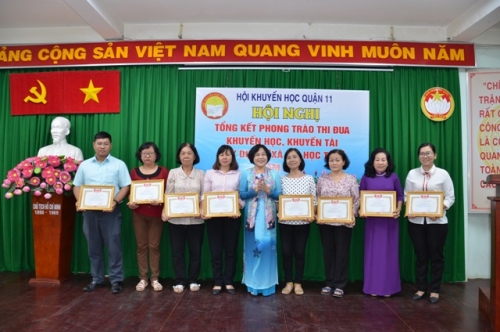 HỘI KHUYẾN HỌC QUẬN 11 
TỔNG KẾT CÔNG TÁC NĂM 2017