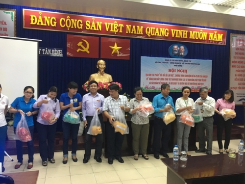 GÓC NHÌN TỪ CƠ SỞ
HỘI KHUYẾN HỌC QUẬN TÂN BÌNH
XÂY DỰNG TỔ CHỨC HỘI VÀ PHÁT TRIỂN HỘI VIÊN