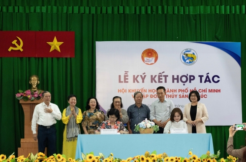 Lễ ký kết hợp tác giữa Hội Khuyến học Thành phố Hồ Chí Minh với Tập đoàn Thủy sản Việt Úc và buổi giao lưu trang bị kỹ năng đến từ lãnh đạo tập đoàn với chủ đề “Bạn là hệ ‘Siêu’ nào?” dành cho các bạn sinh viên Câu lạc bộ Sinh viên Khuyến Tài TP.HCM.