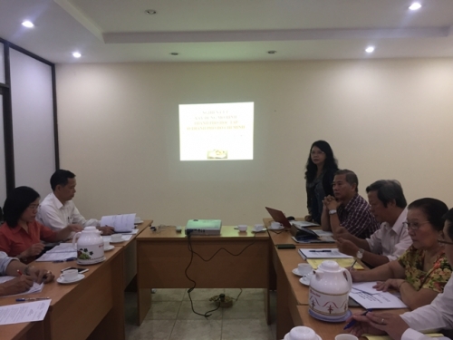 Họp Hội đồng tư vấn xét duyệt nhiệm vụ khoa học và công nghệ  đề tài "Nghiên cứu xây dựng mô hình Thành phố học tập ở TPHCM" ​ tại Sở Khoa học và Công nghệ