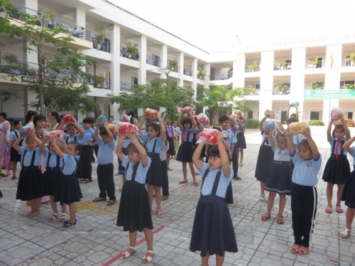 Chi Hội KH Tiểu học Giồng Ông Tố, Quận 2
10 NĂM THỰC HIỆN CHƯƠNG TRÌNH 
“TIẾT KIỆM NUÔI HEO ĐẤT KHUYẾN HỌC”