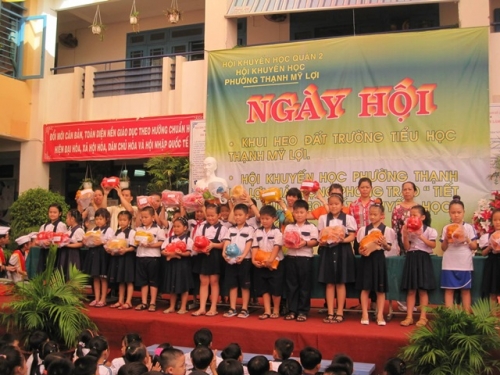 HỘI KHUYẾN HỌC QUẬN 2
KẾT QUẢ 10 NĂM THỰC HIỆN CHƯƠNG TRÌNH
“TIẾT KIỆM NUÔI HEO ĐẤT KHUYẾN HỌC”