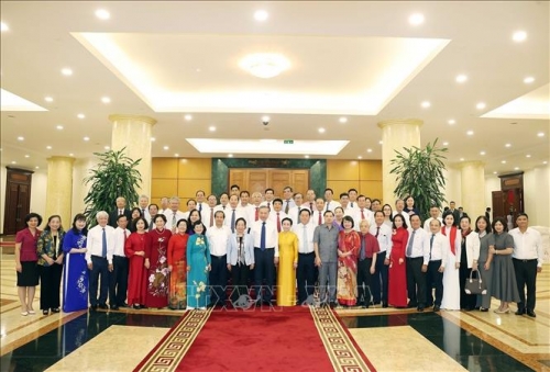 Tổng Bí thư Tô Lâm: Mỗi gia đình là một tế bào học tập, 
mỗi người dân là một công dân học tập suốt đời